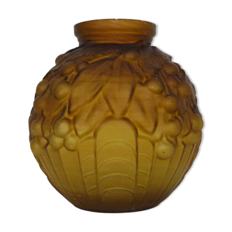 Vase boule art déco en verre dépoli