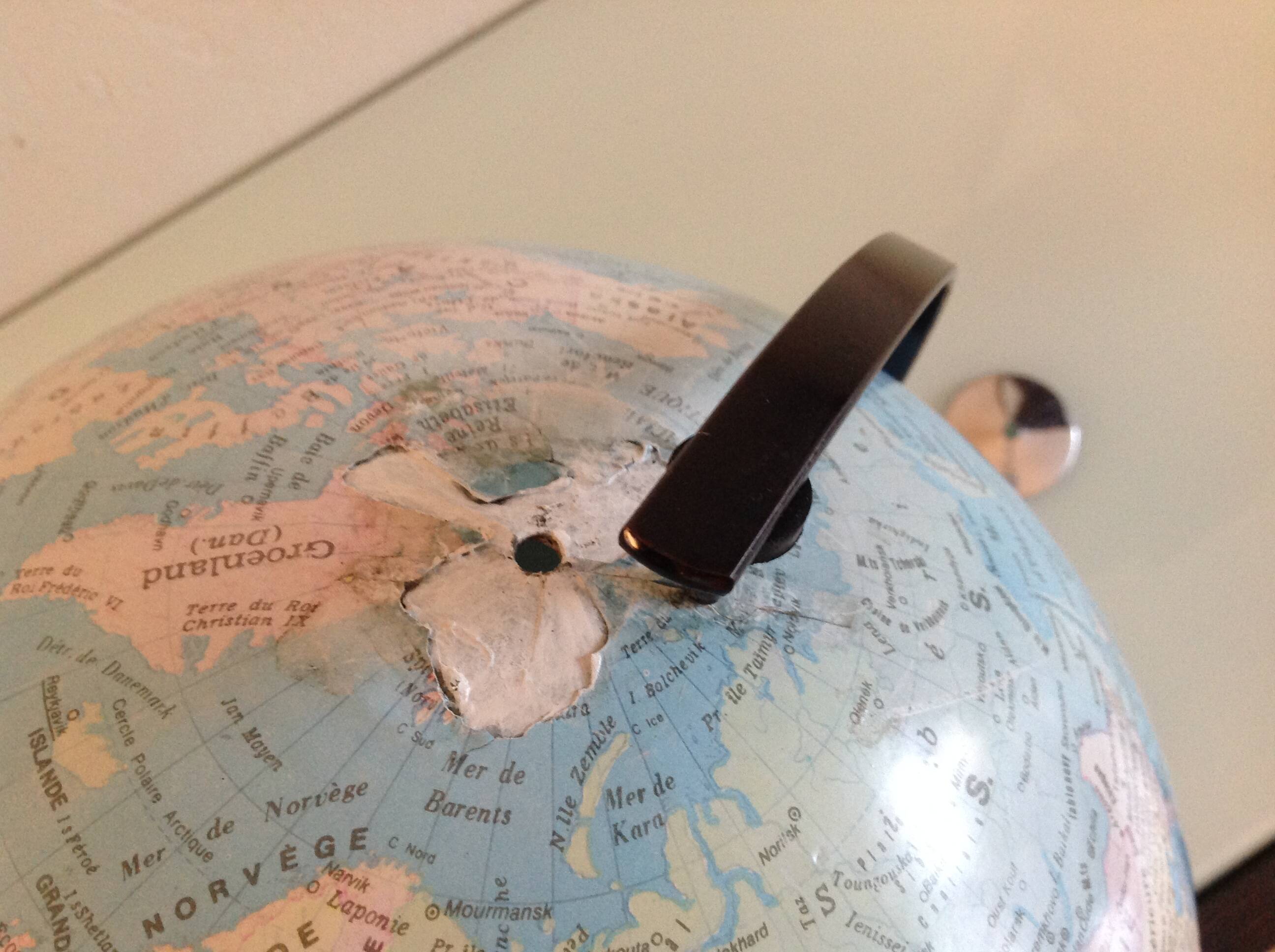 Girard and Barrère terrestrial globe on tripod base / vintage 50s-60s