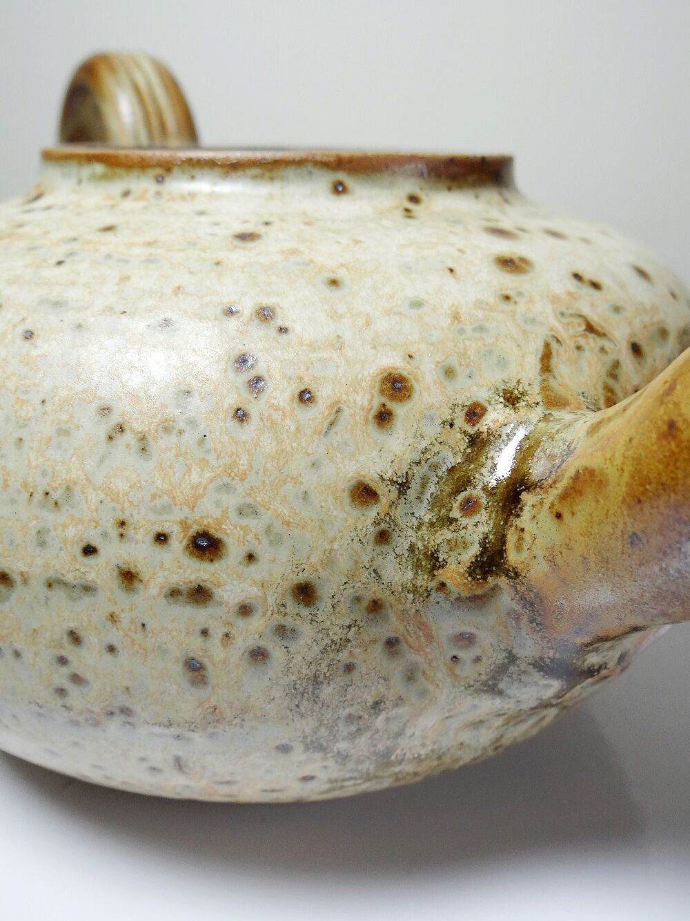 Glazed stoneware teapot by Jean-Pierre Prud’homme, La Borne, 1960s.