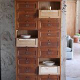 Notary's furniture with clamshells