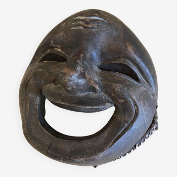 Old mask in dark wood (50s/60s). Origin Africa.