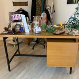Model 590 desk by Pierre Guariche