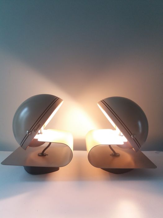 Pair of Guzzini wall sconces - "Bugia" Giuseppe Cormio