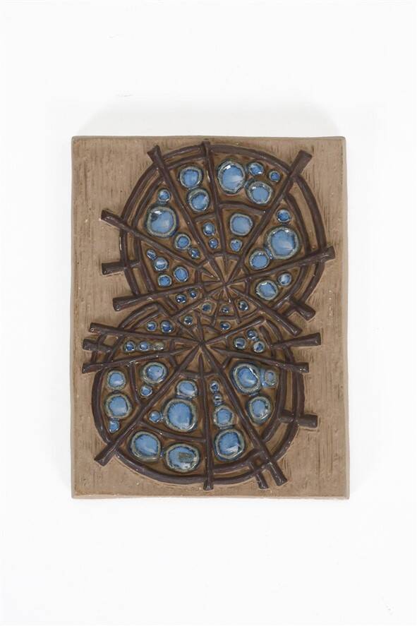 Rare “Abstract Wheels” ceramic relief by Marianne Starck for Michael Andersen / wall plaque / Mid-century Danish modern design / 1960s / 1970s