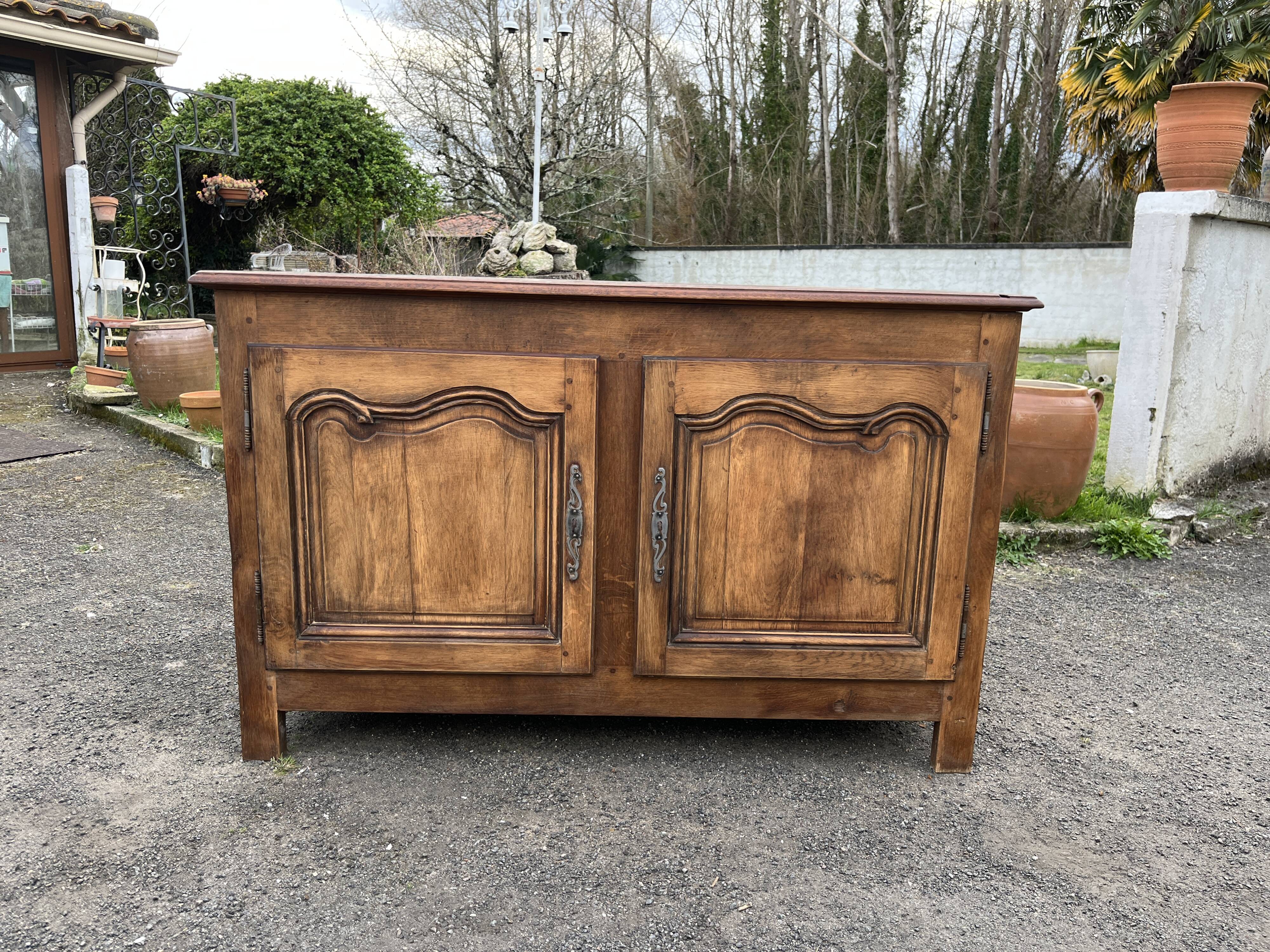 Authentic country oak sideboard