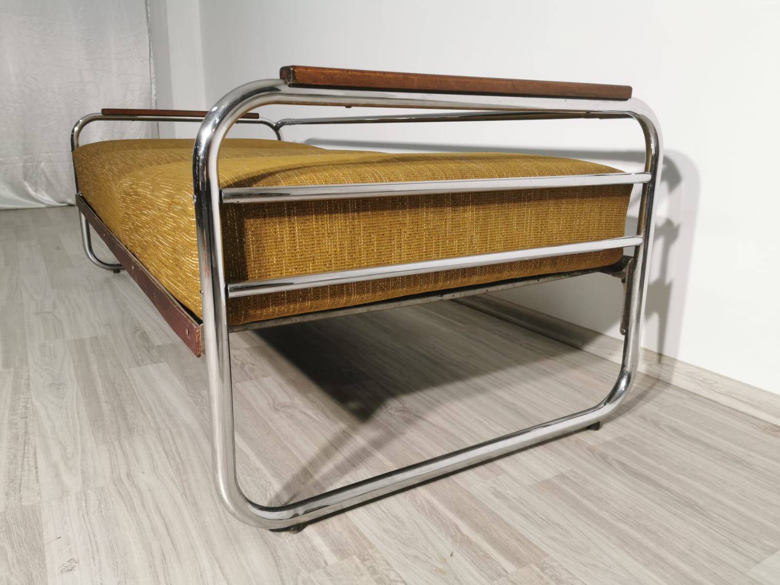 Bauhaus Chrome Sofa by Robert Slezak for Slezak Factories, 1930s