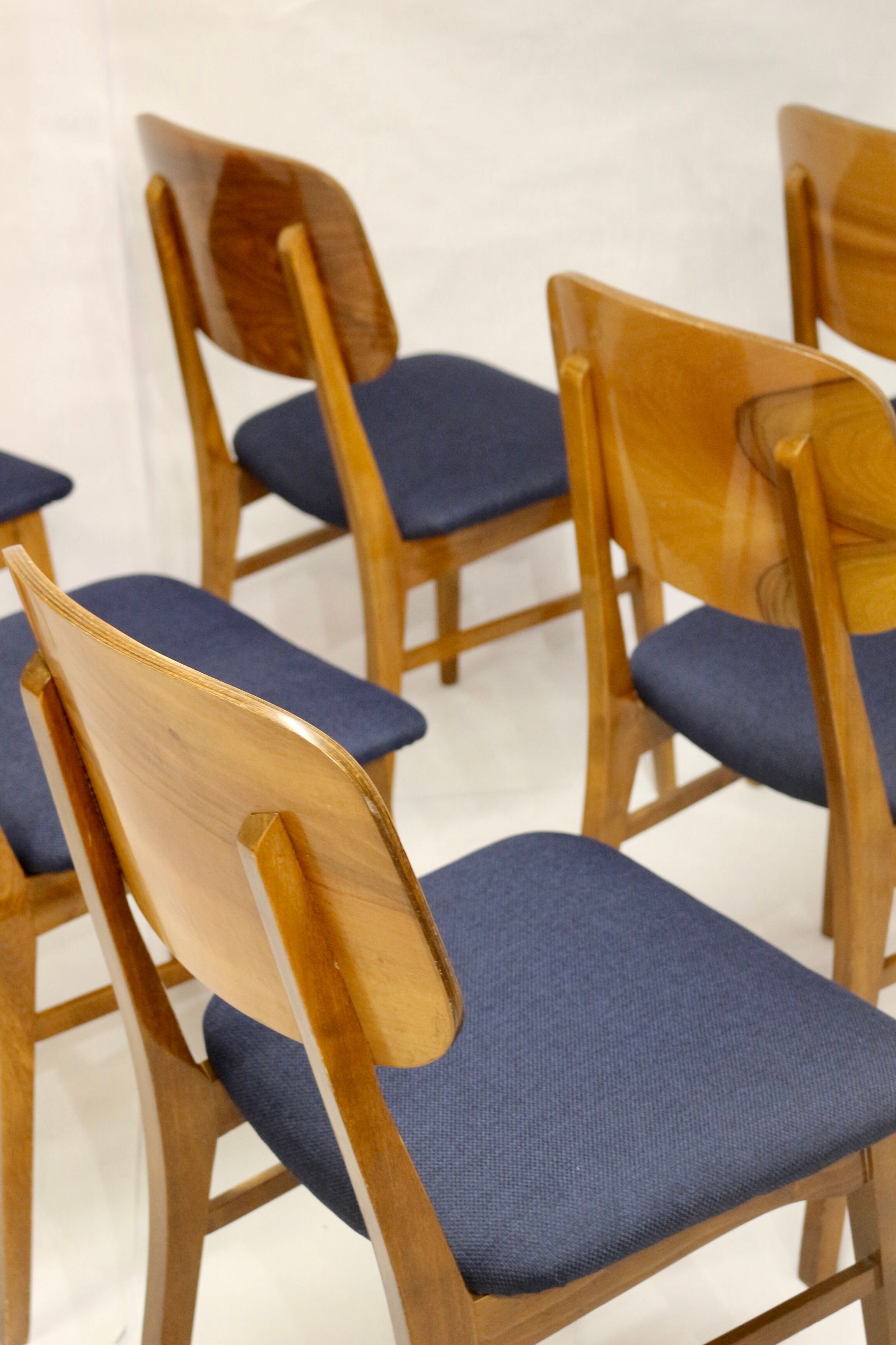 Set of six chairs design year 60,70 traditional slatted wood