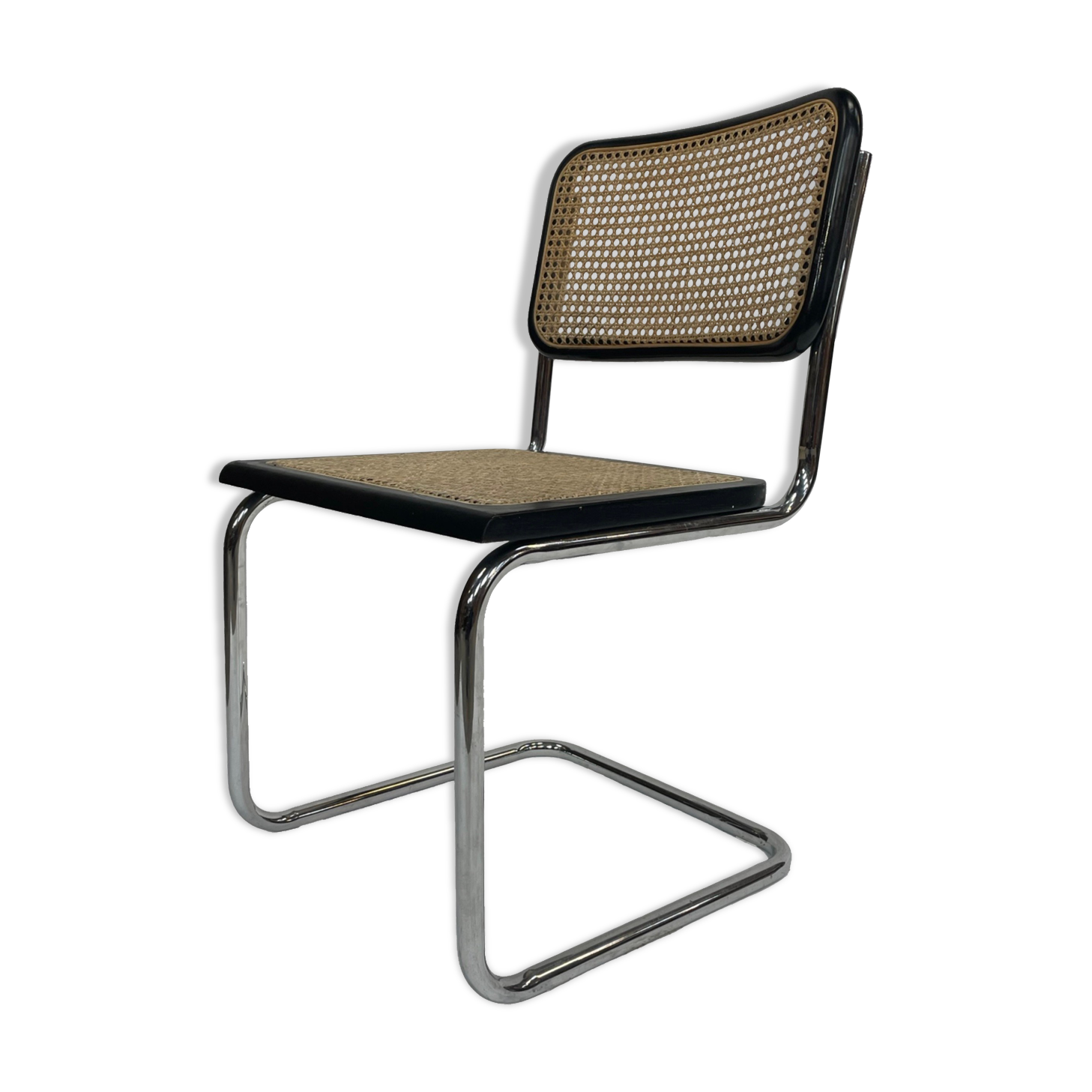 Chaise Cesca modèle b32 en chrome et noir par Marcel Breuer