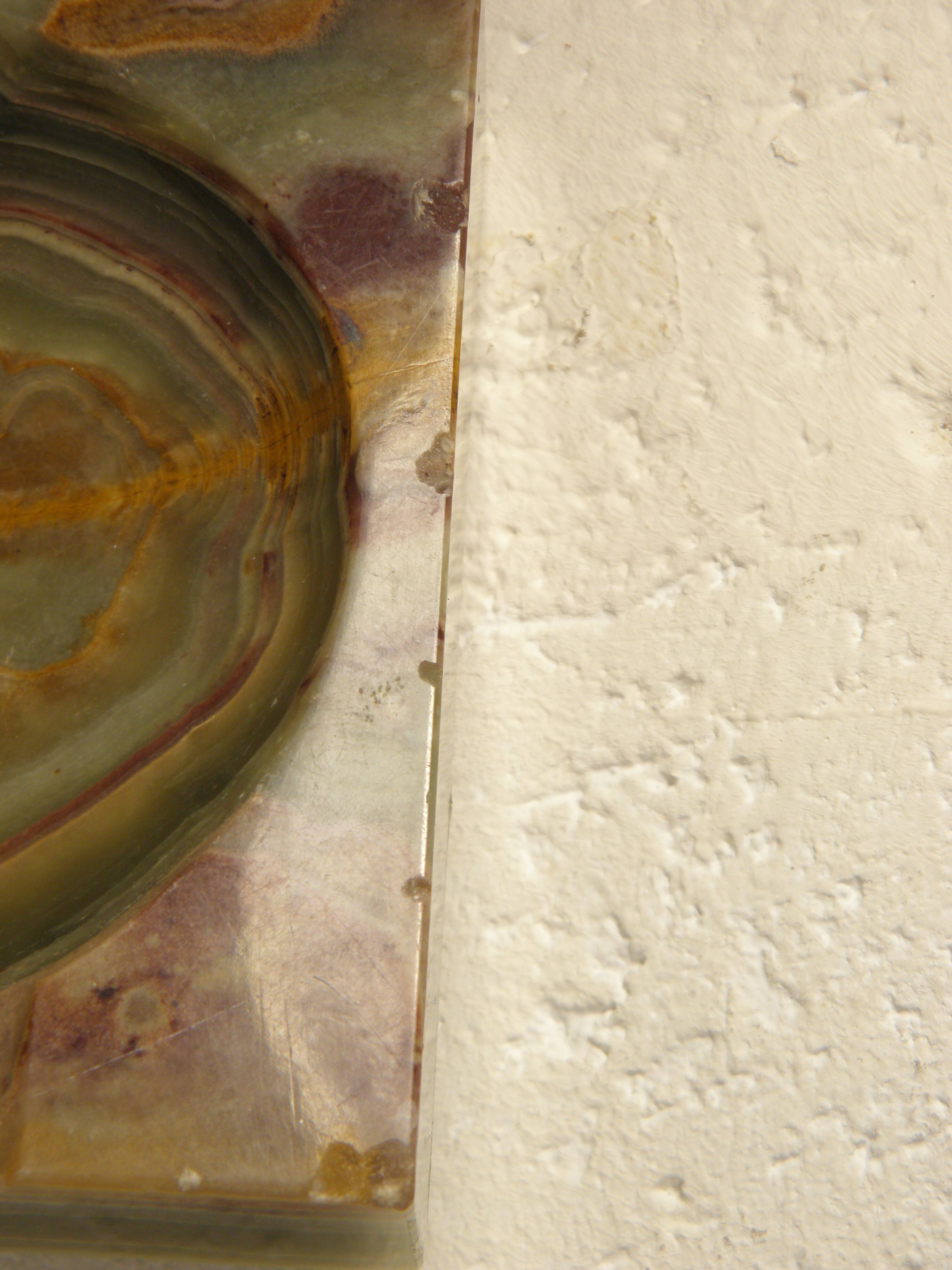 Onyx ashtray 10 x 10