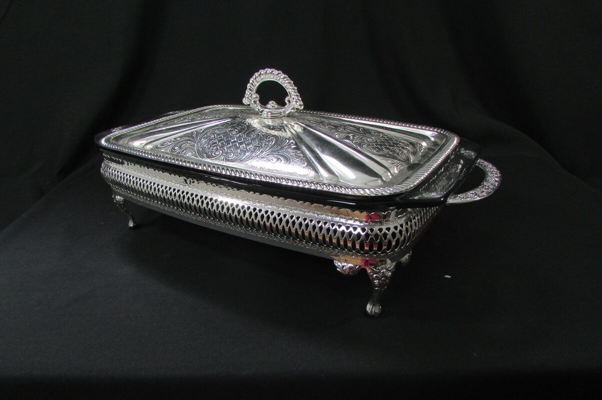 Table gratin dish, made in England