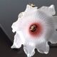 Ancienne suspension en verre transparent et rose