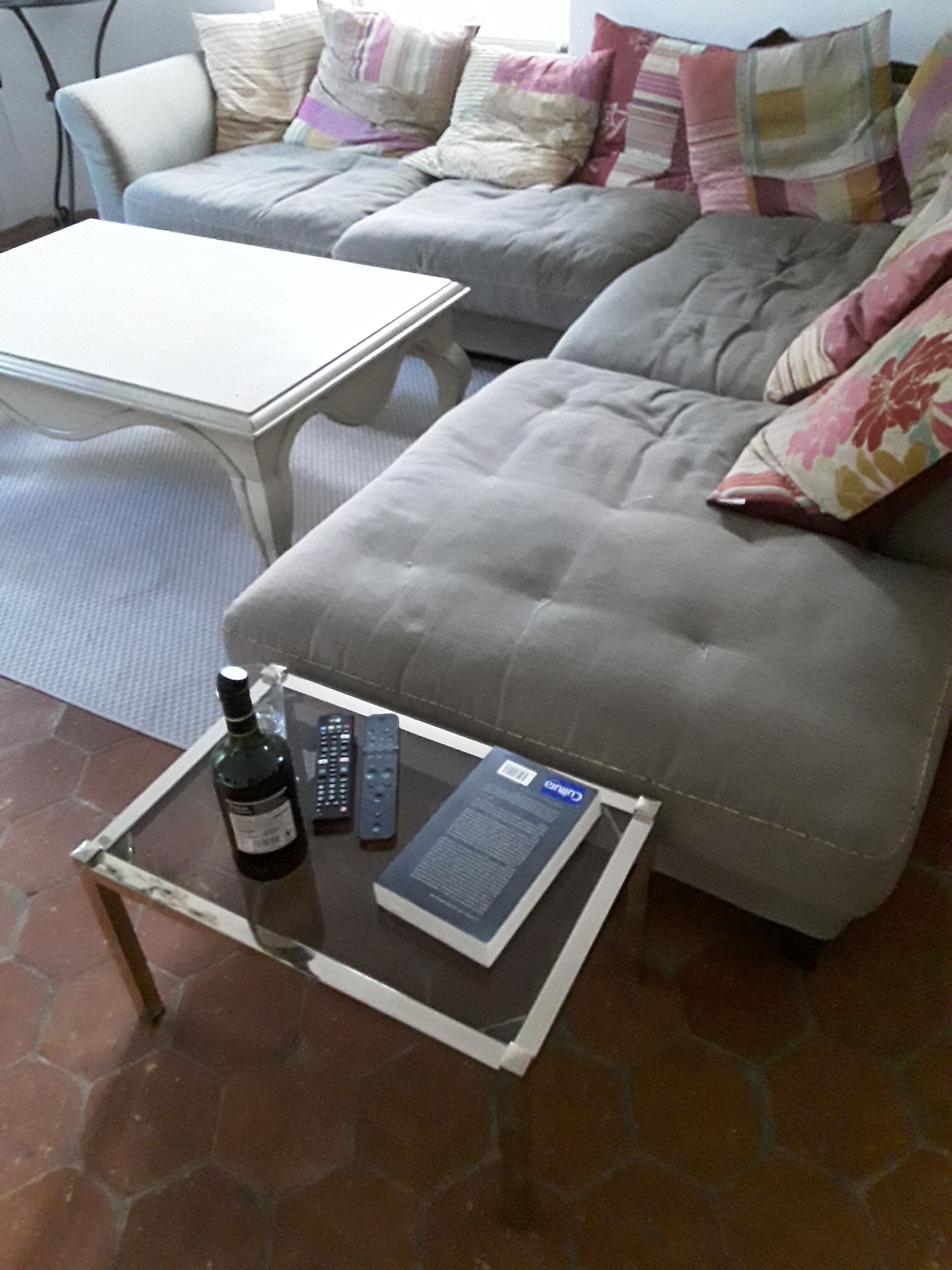table basse verre et metal