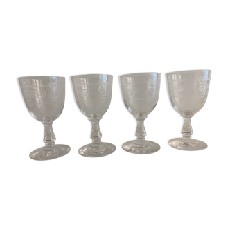 Lot 4 antique liquor glasses engraved with crystal blown