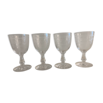 Lot 4 verres à liqueur anciens gravés soufflés en cristal