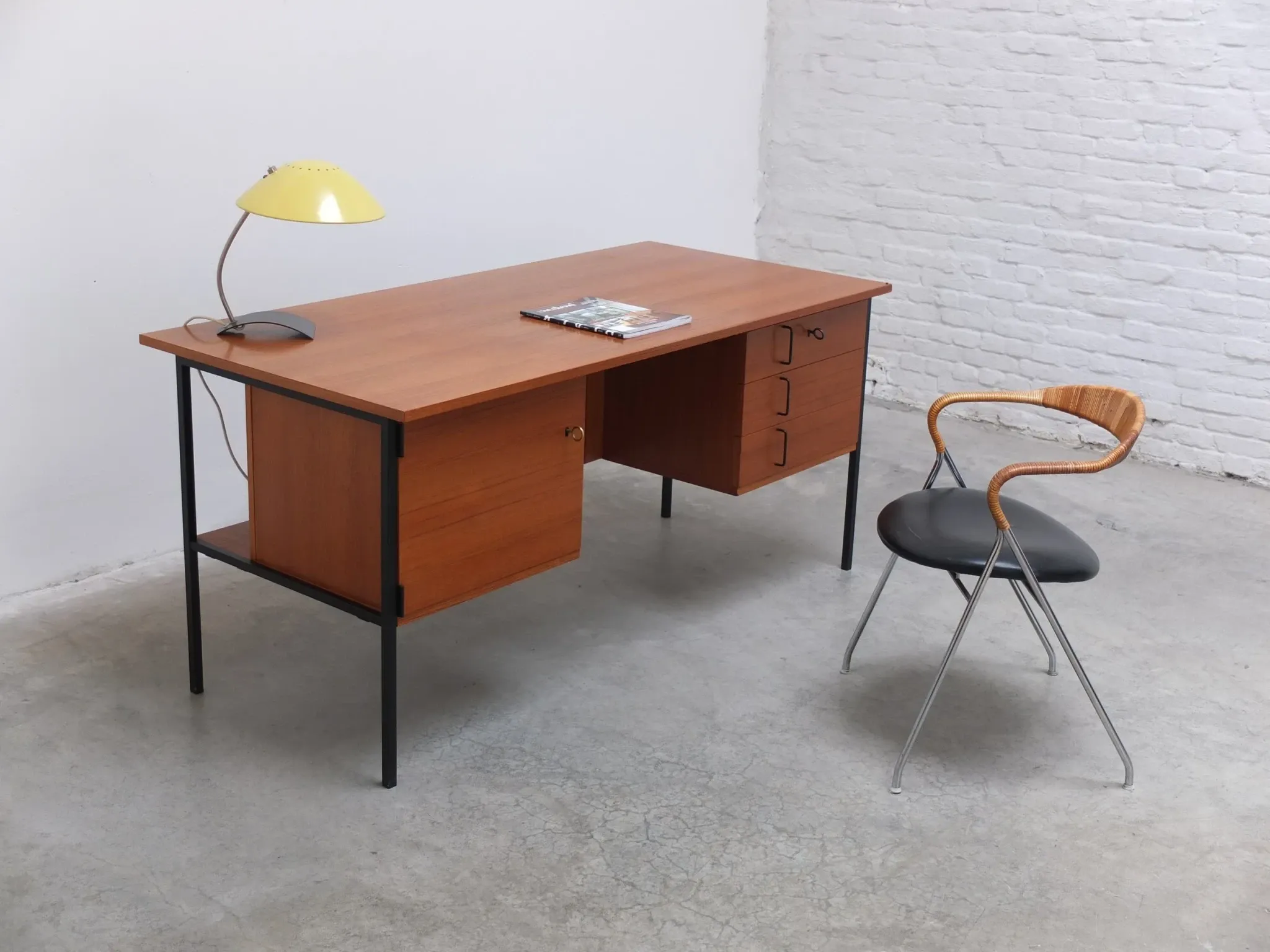 Minimalist freestanding desk by Günter Renkel for REGO, 1960s