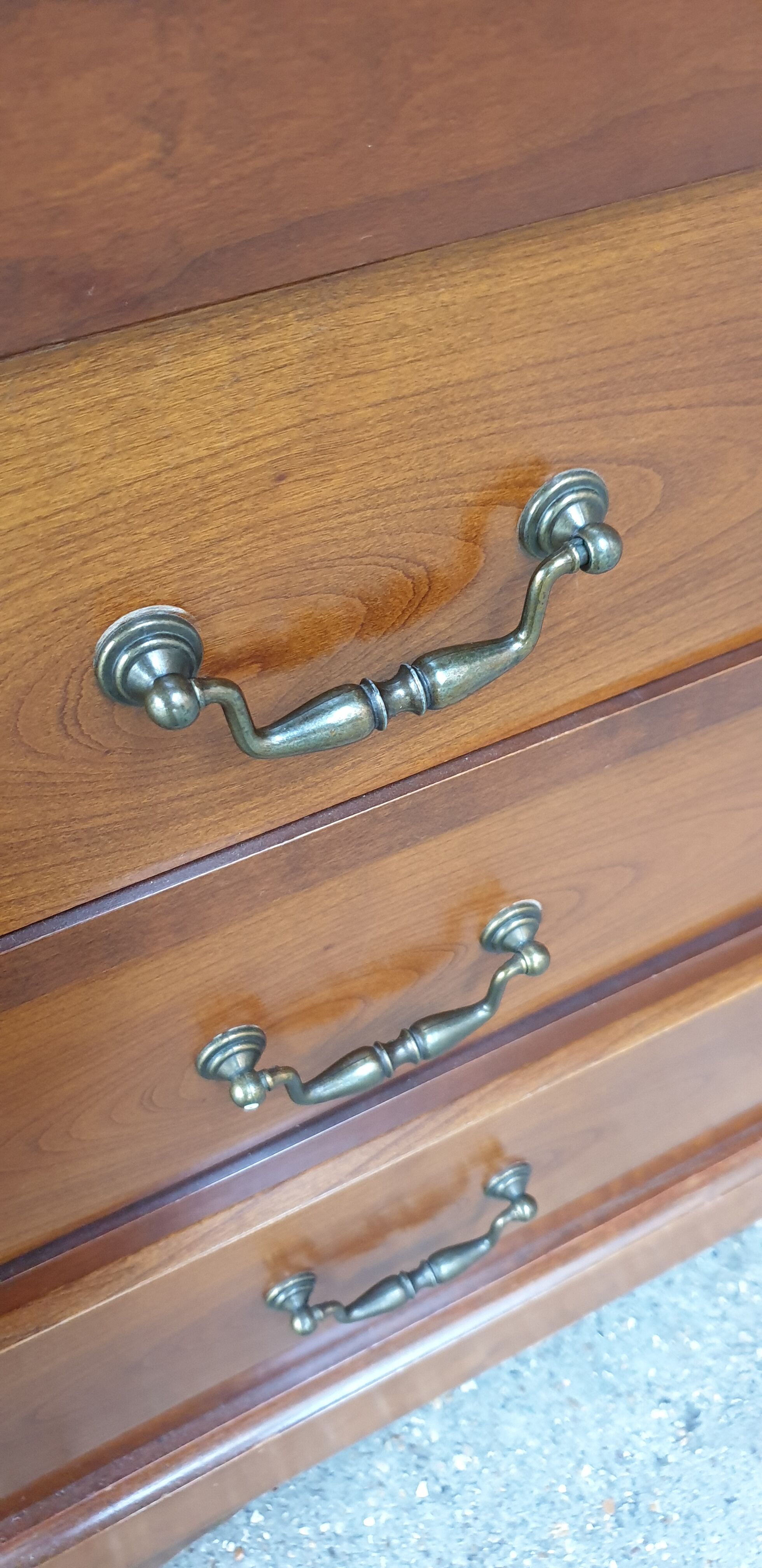 Louis Philippe style chest of drawers 4 drawers