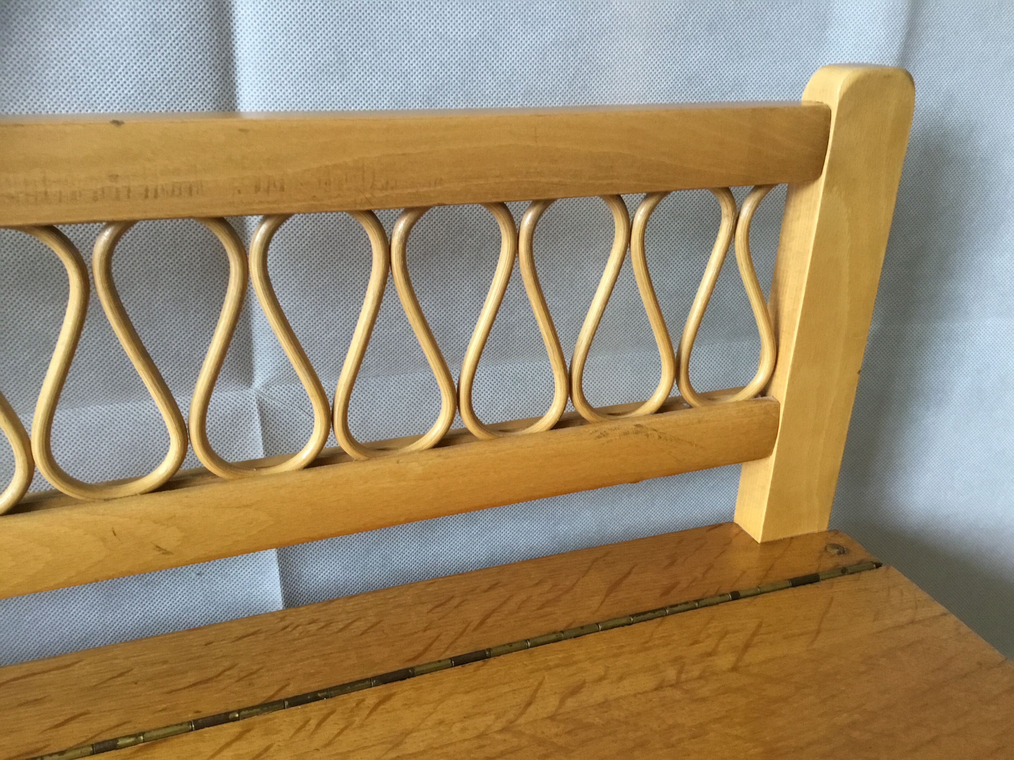 bench chest toy in oak  50/60