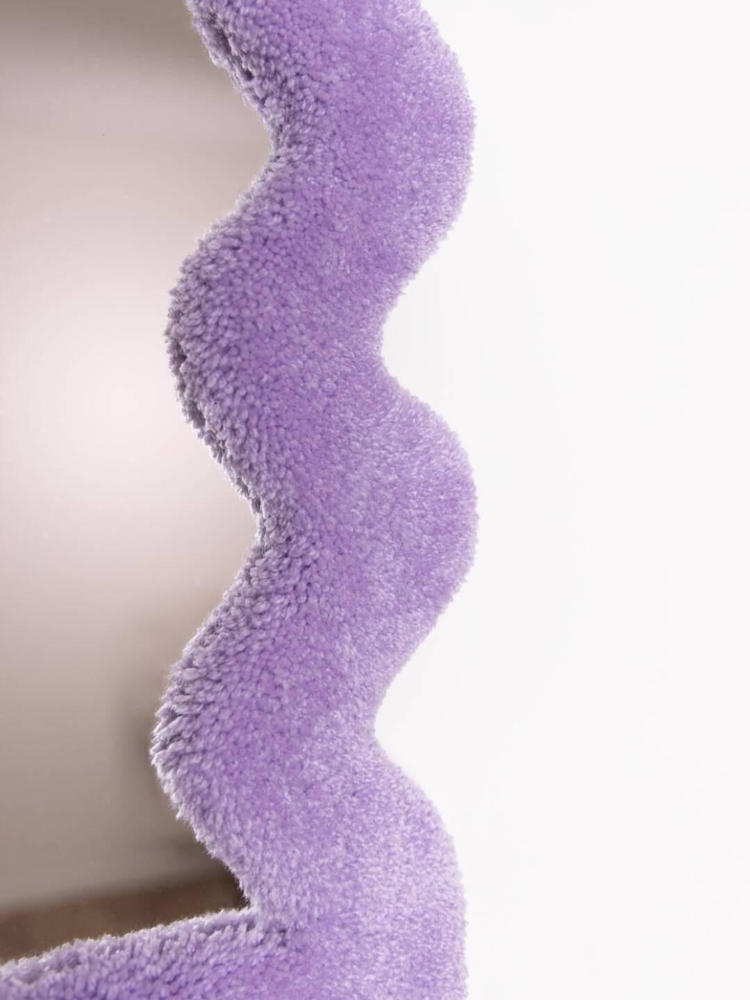 Small lilac wavy mirror