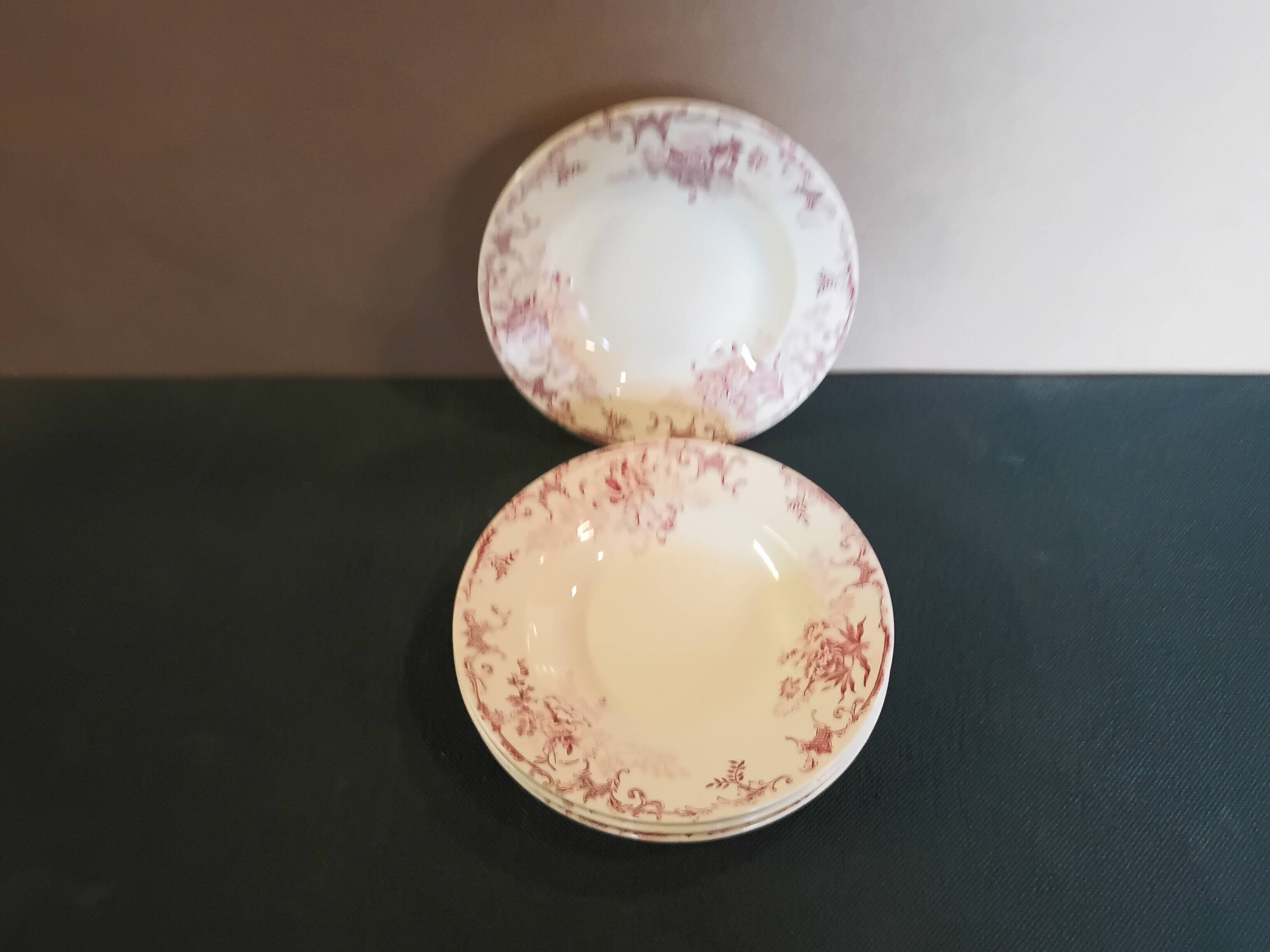 Iron earth soup plates