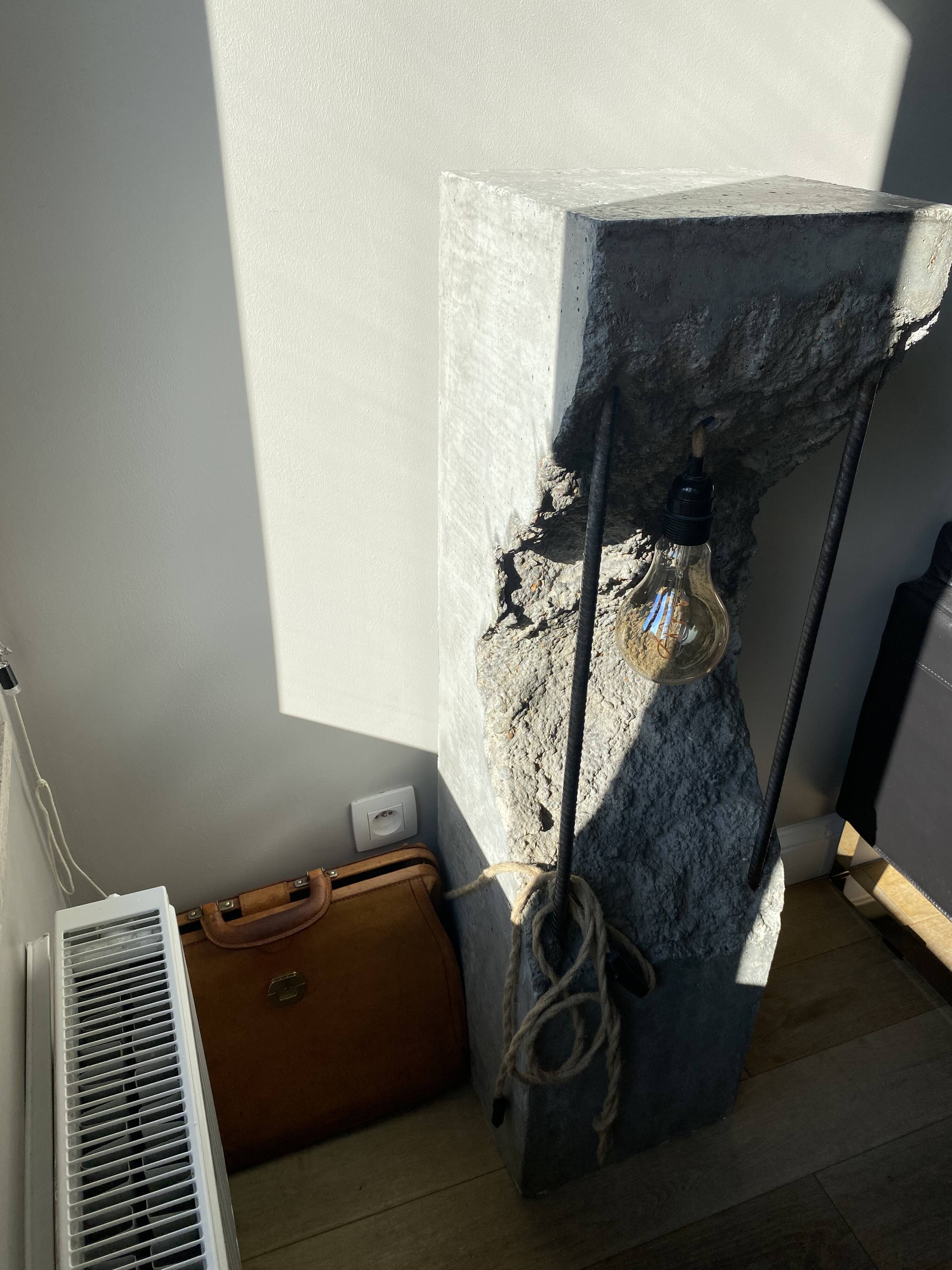 Floor lamp