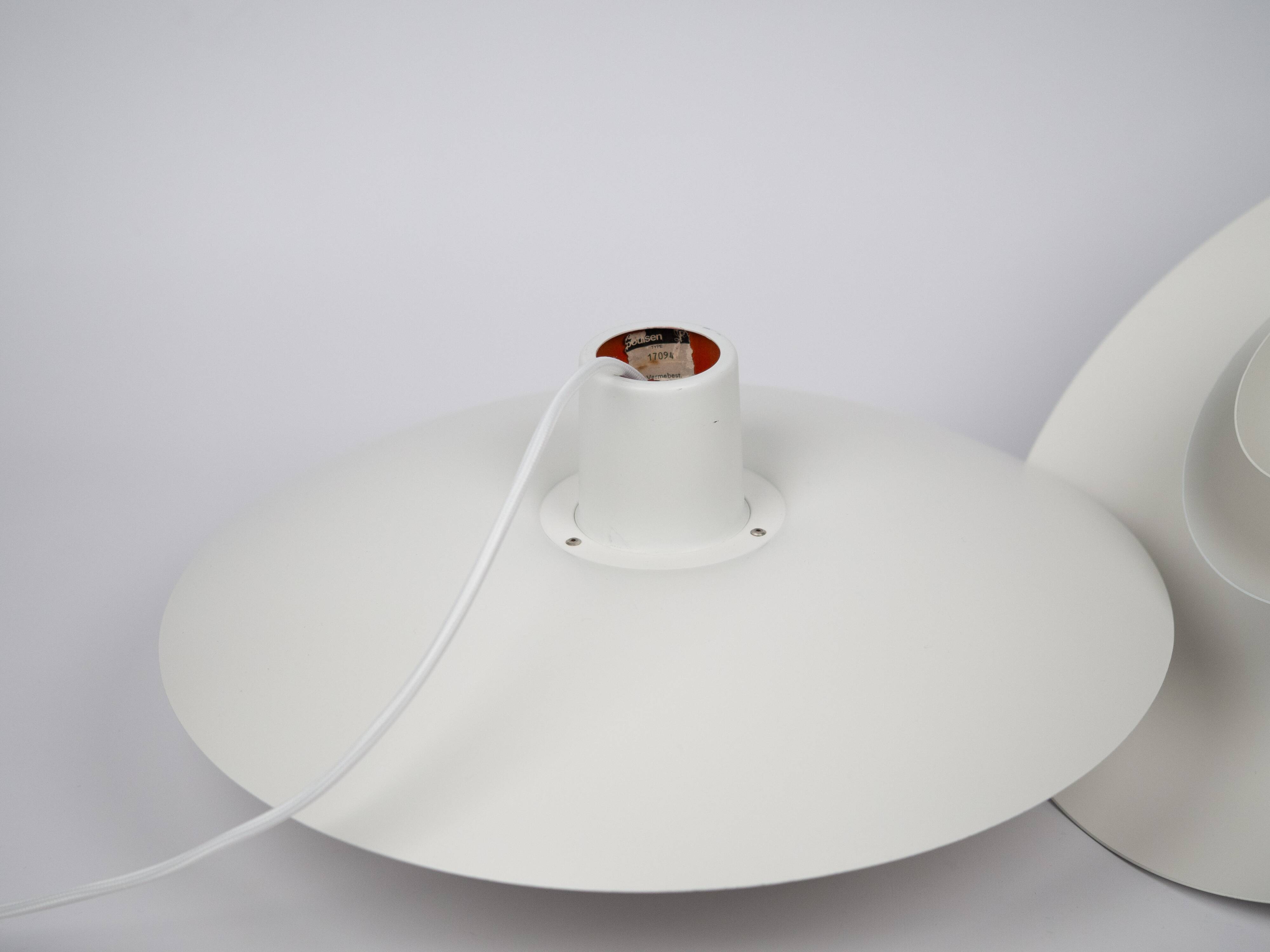 Paire de 2 lampes vintage danoises PH 4/3 par Poul Henningsen Louis Poulsen 1966