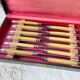 12 couteaux vintage bakélite Inox Pradel