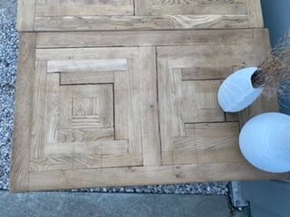 Extendable monastery table