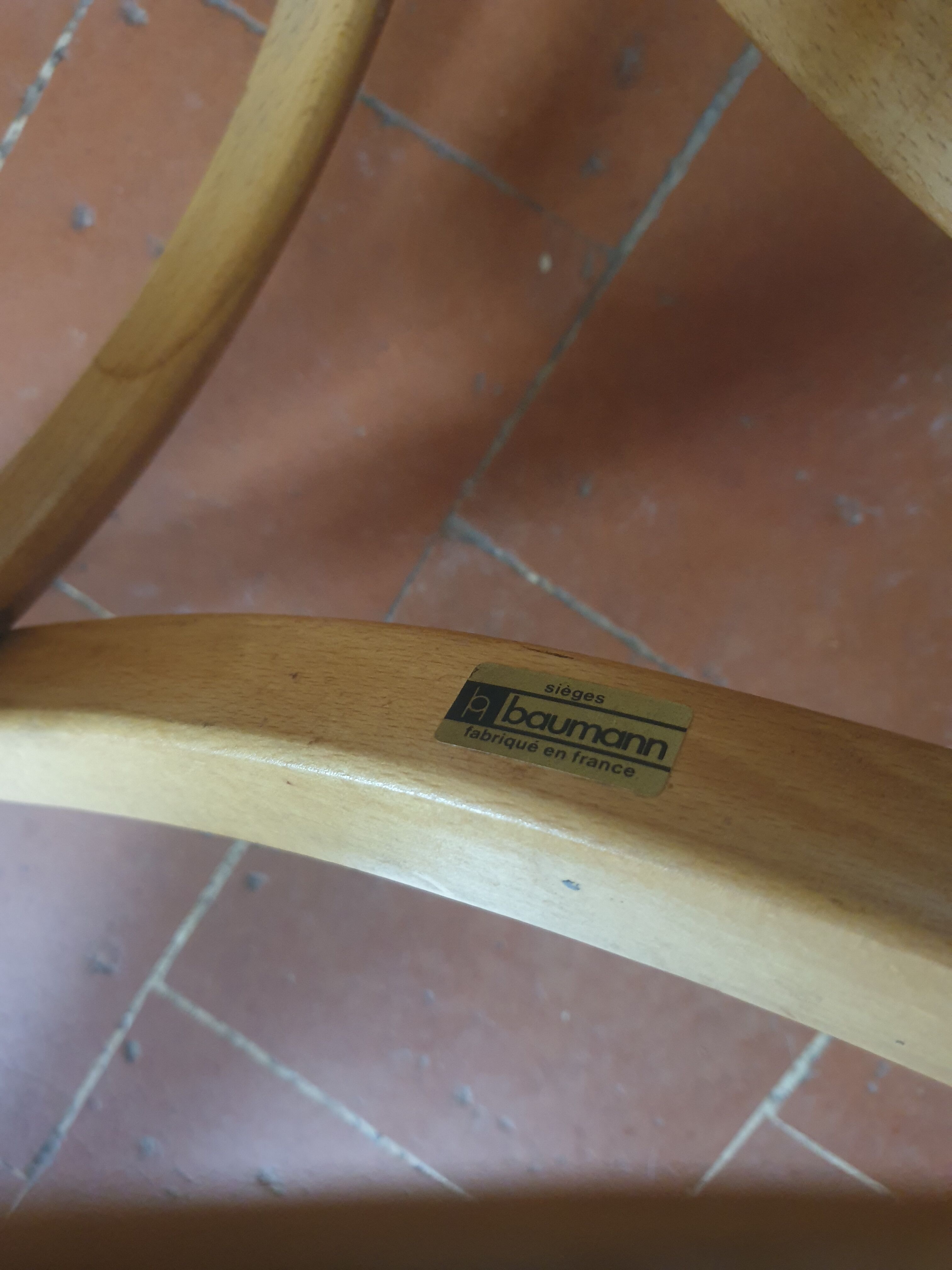 Porte manteau perroquet baumann