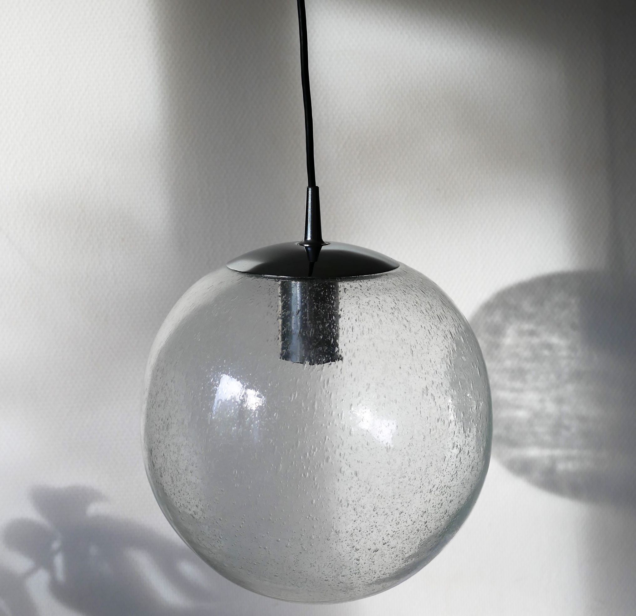 Hanging "ball" published by Peill & Putzler, 70 years