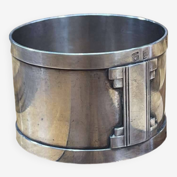 Art Deco napkin ring in silver metal