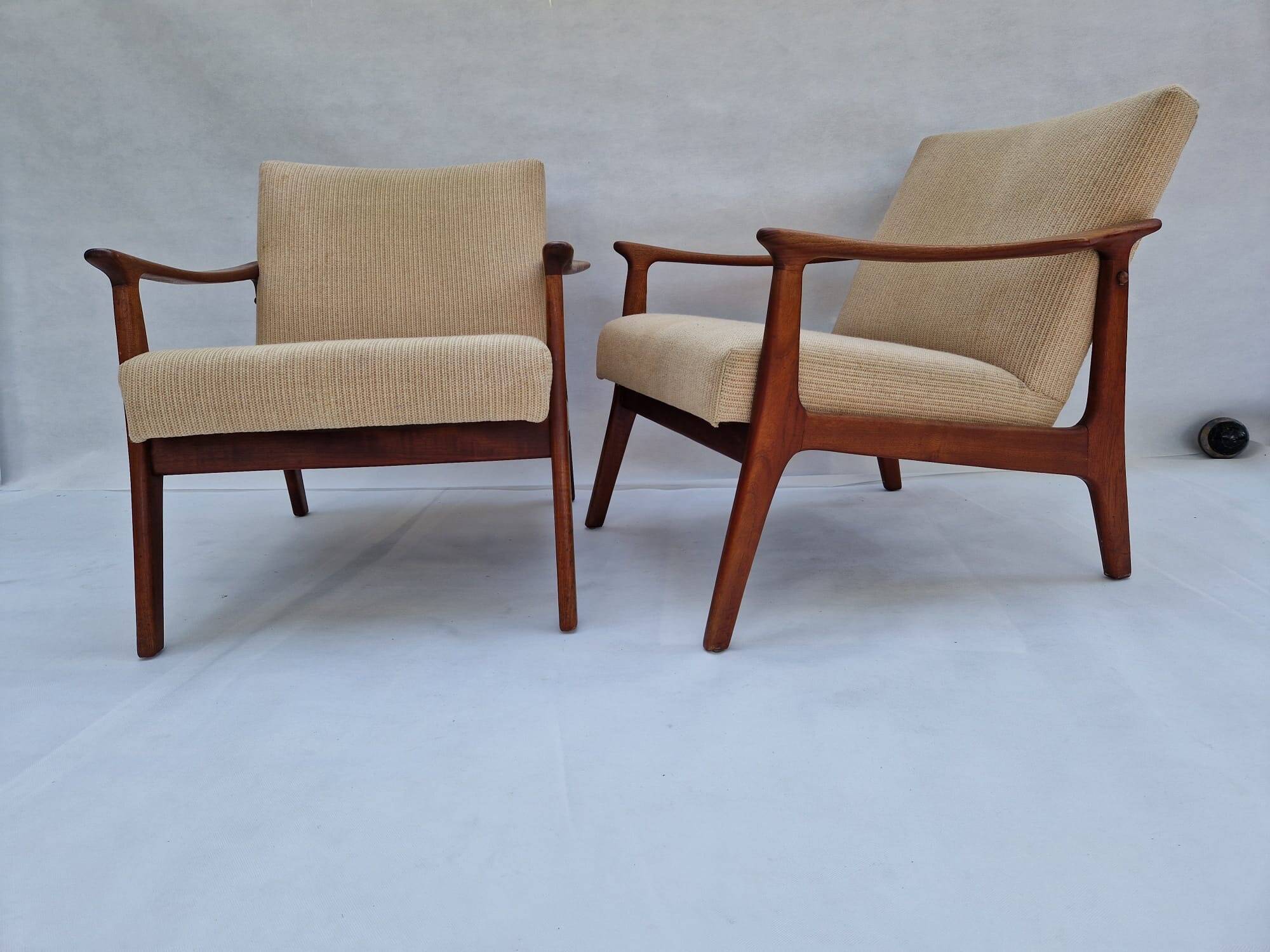Fauteuils danois des années 1960