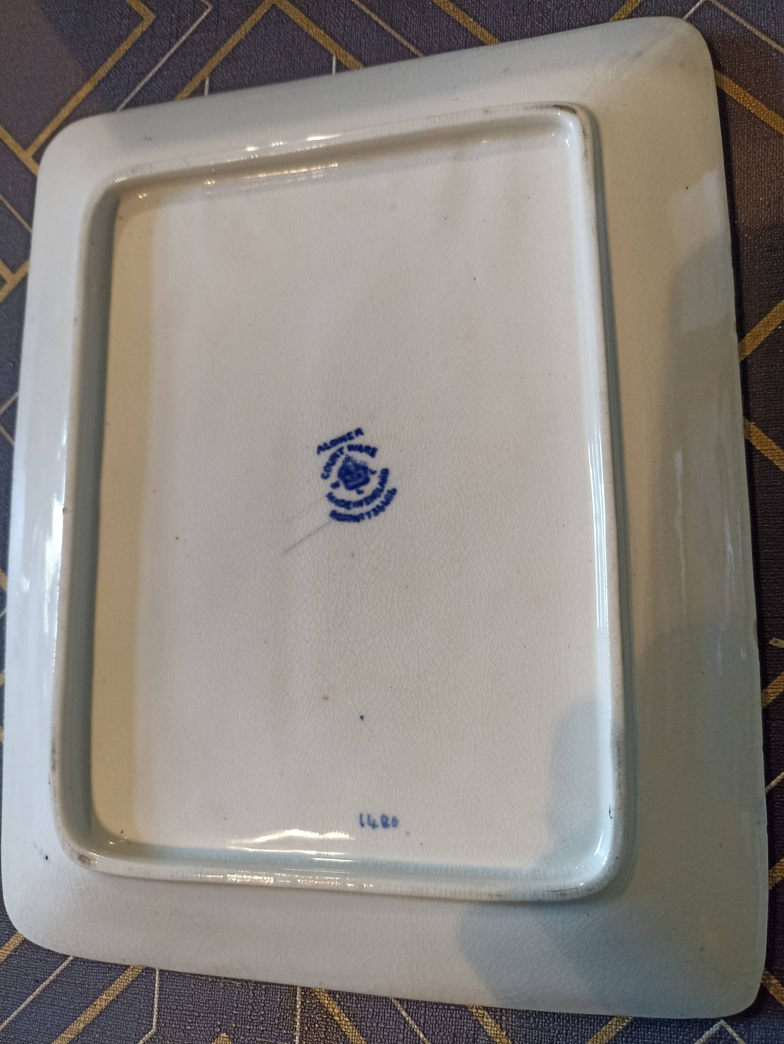 Butter maker in English porcelain