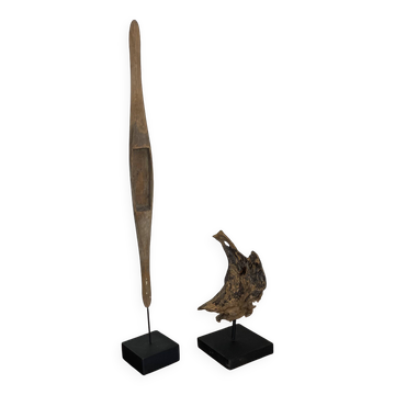 Set of 2 wooden sculptures on base