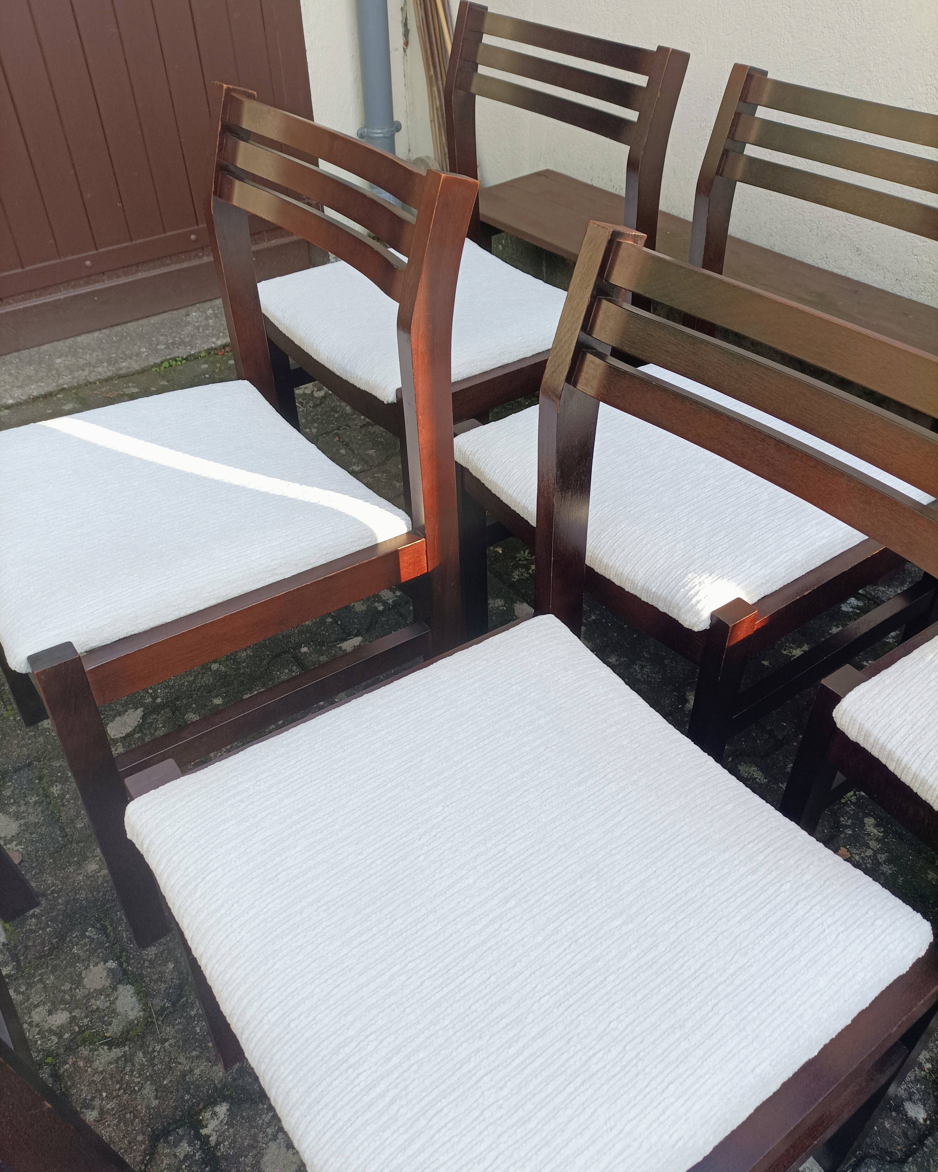 Set of 6 dining chairs