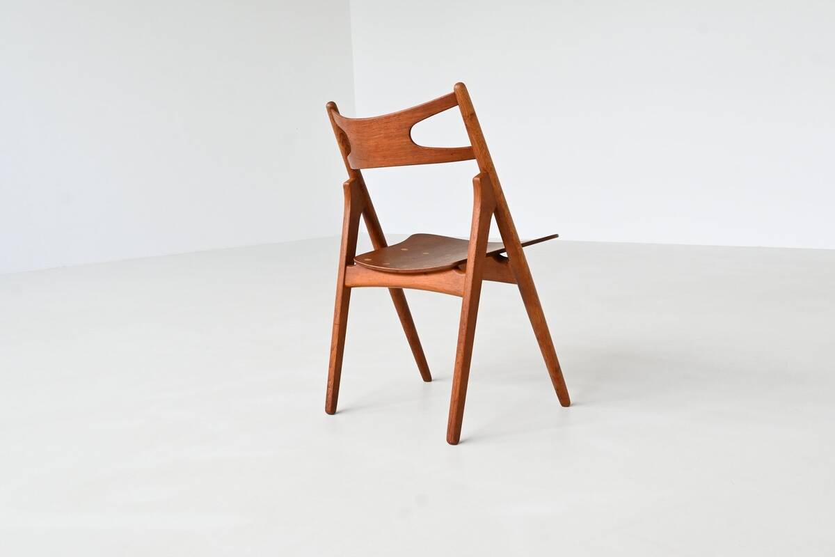 Hans Wegner Sawbuck CH29 dining chairs Carl Hansen & Son Denmark 1952