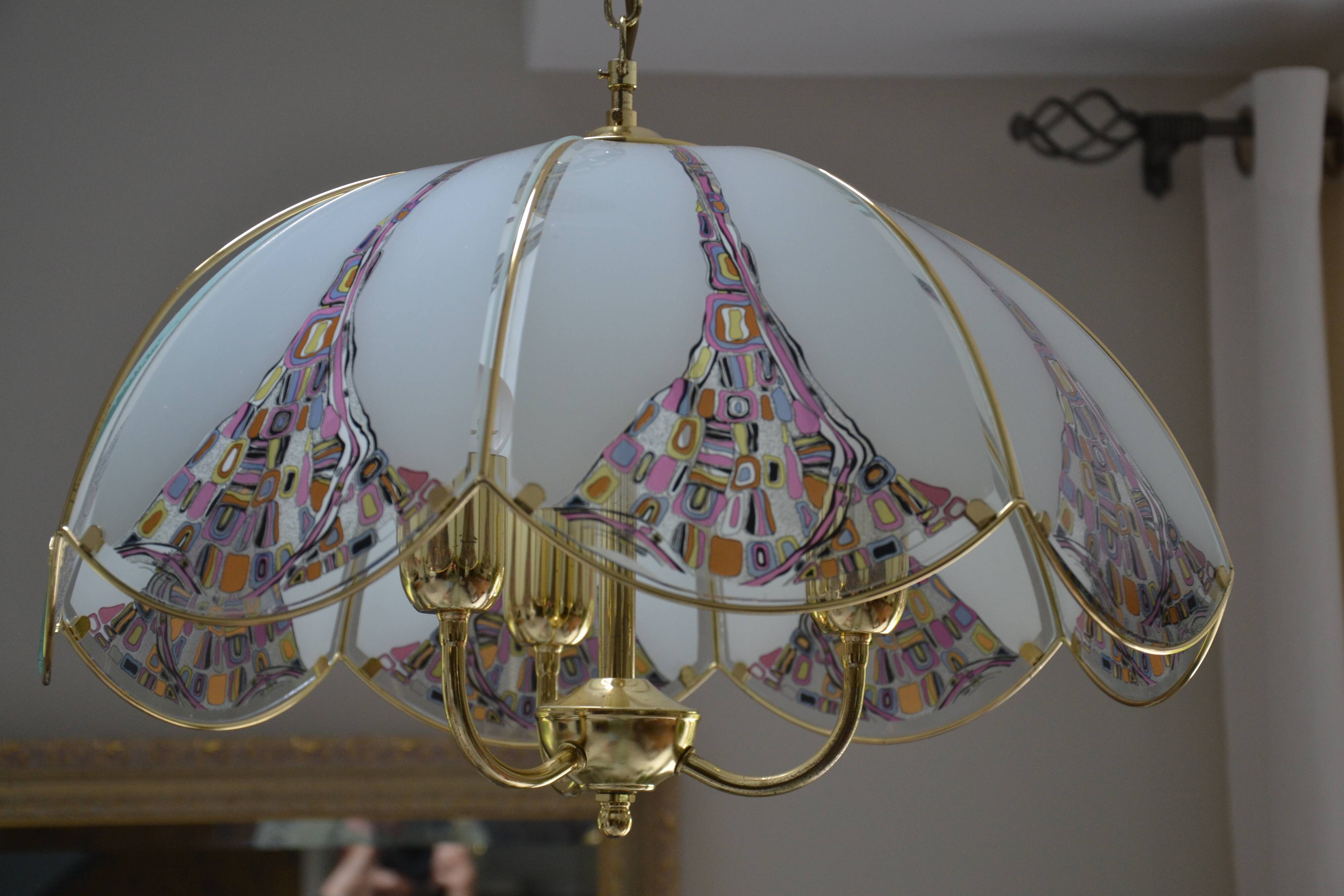 Suspension/lustre verre et laiton des années 80