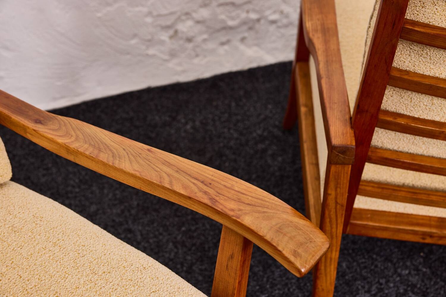 Paire de fauteuils vintage – Attributés à Károly Nagy, Hongrie, années 1940