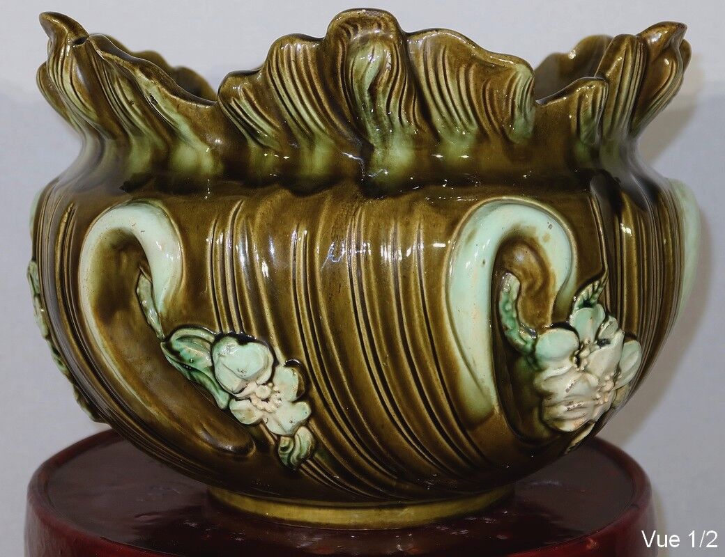 Cache-pot en faïence barbotine, art nouveau – 1920