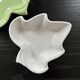 Paire de plats feuilles