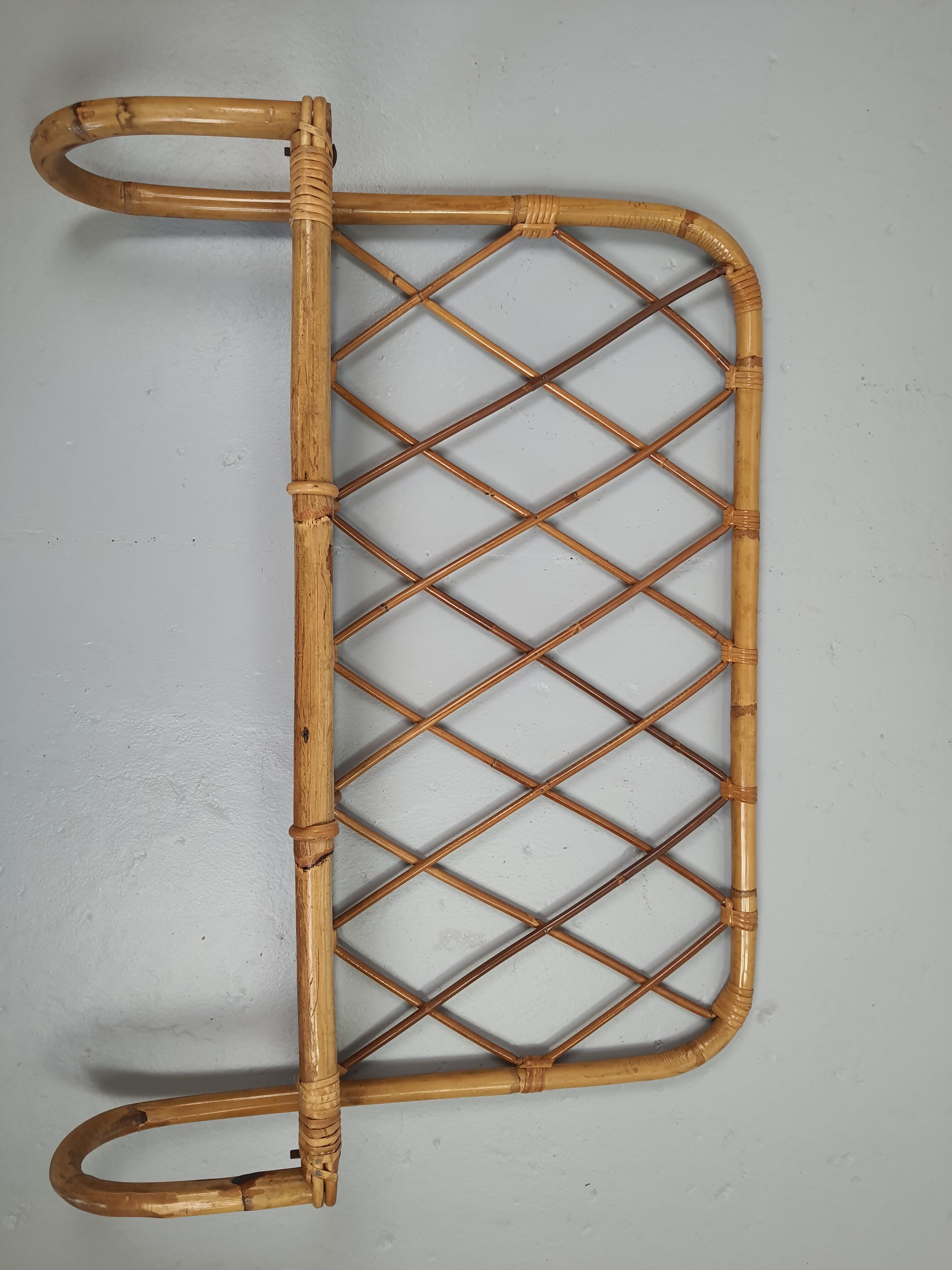 Rattan head and footboard from the 60s/70s