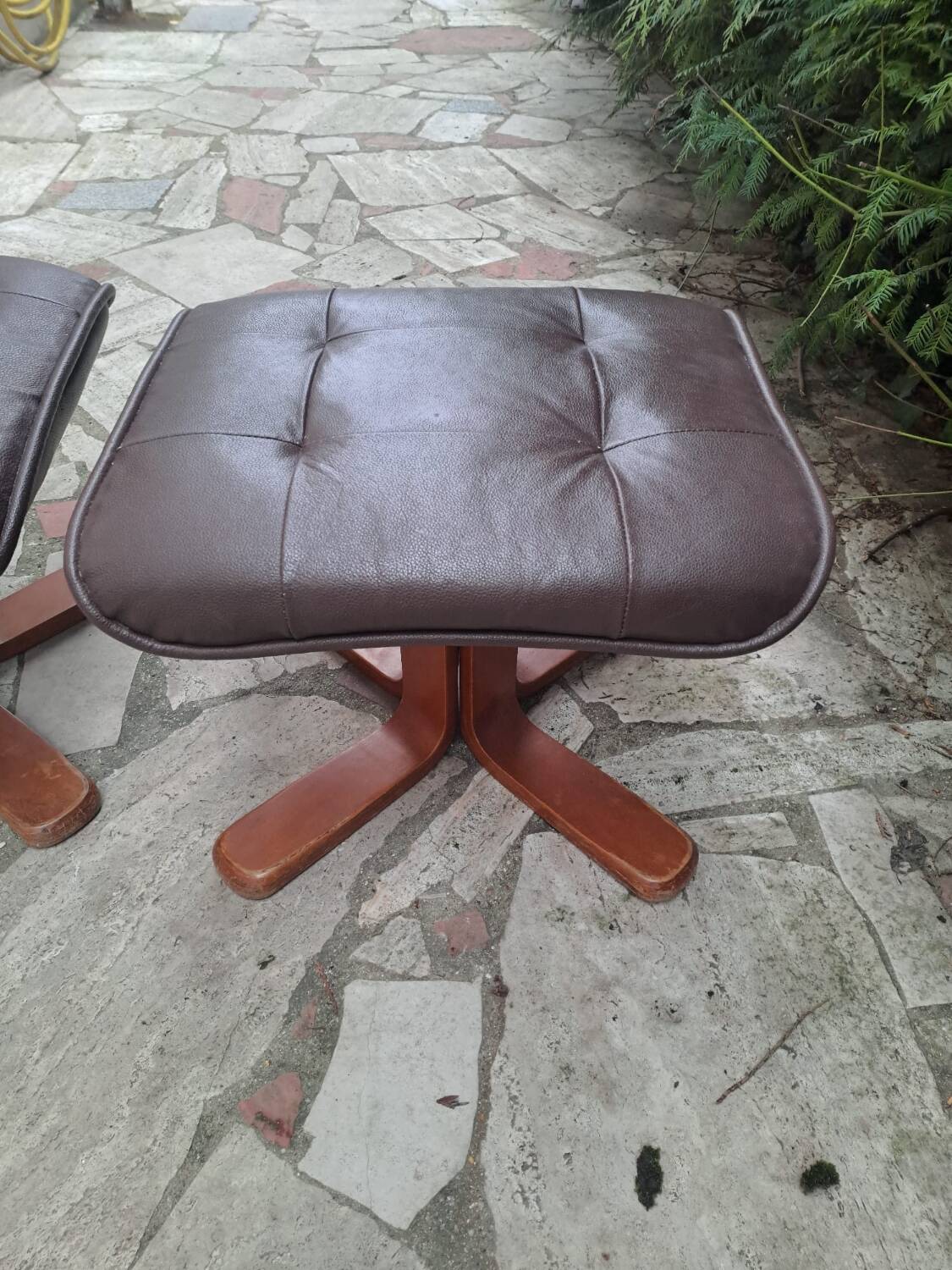 Set of 80s footrests in wooden skai