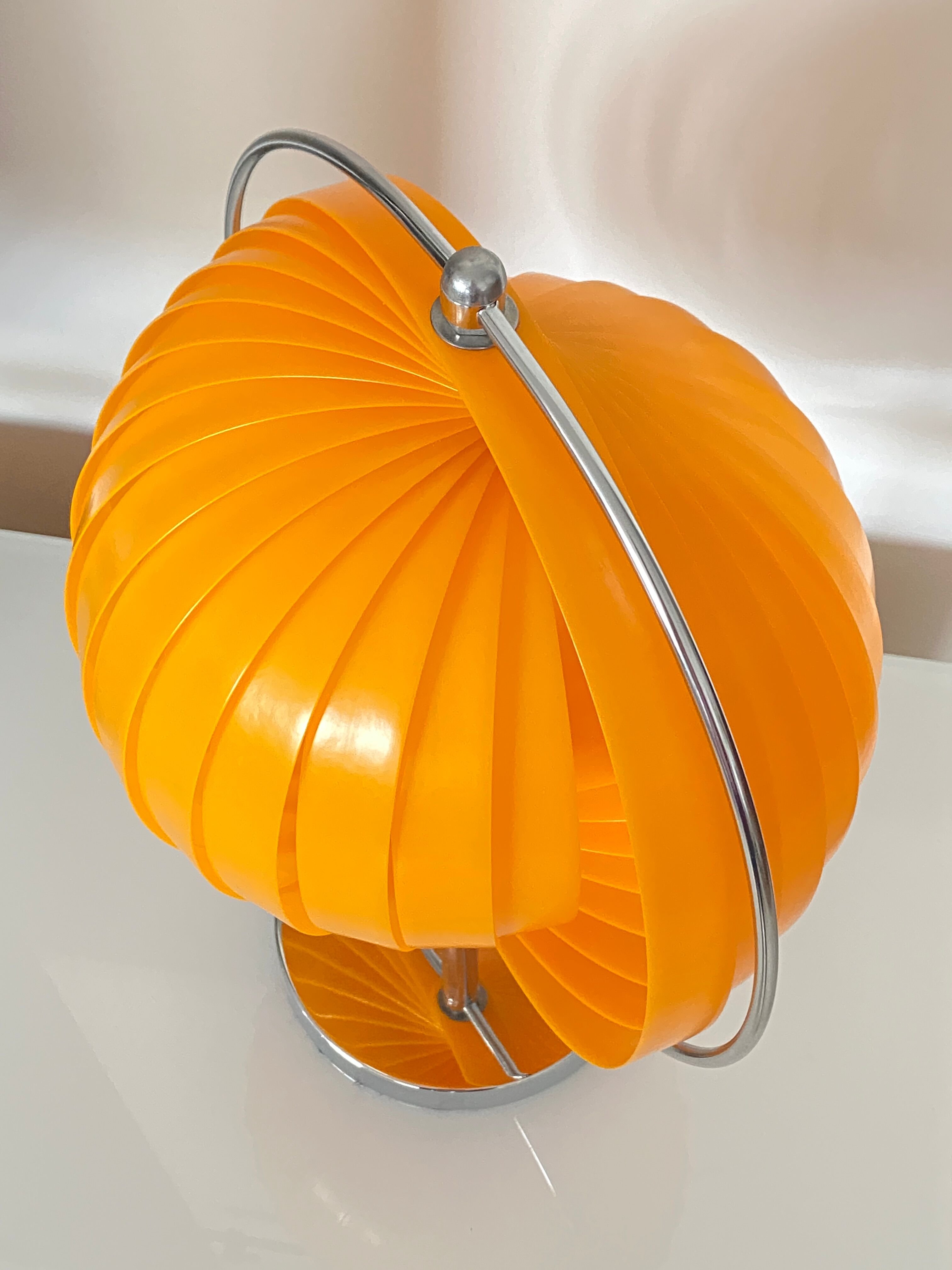 Vintage moon table lamp