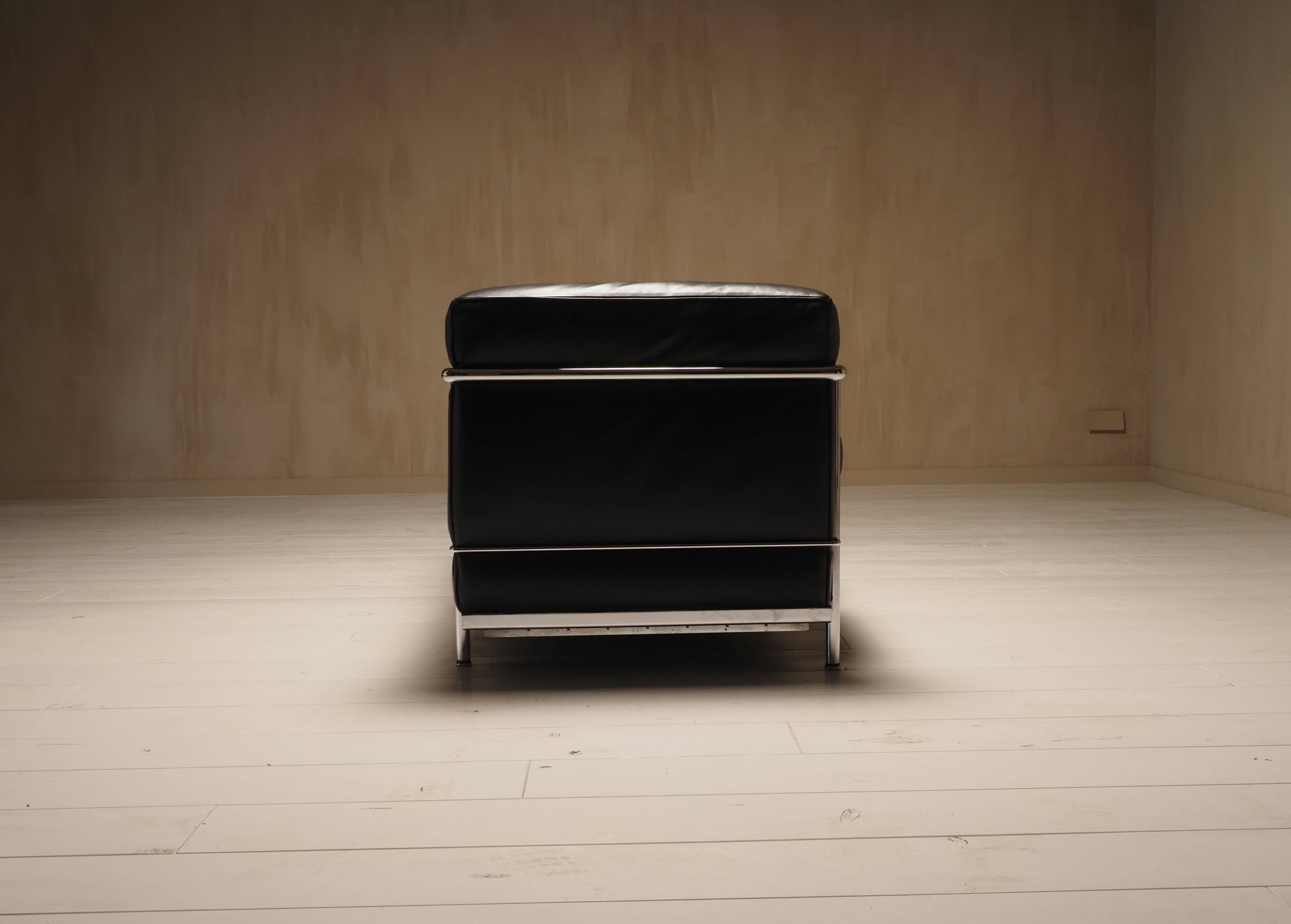 Cassina LC2 vintage two-seater sofa by Charlotte Perriand and Le Corbusier