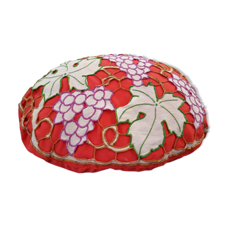 Coussin des années 50 brodé à la main
