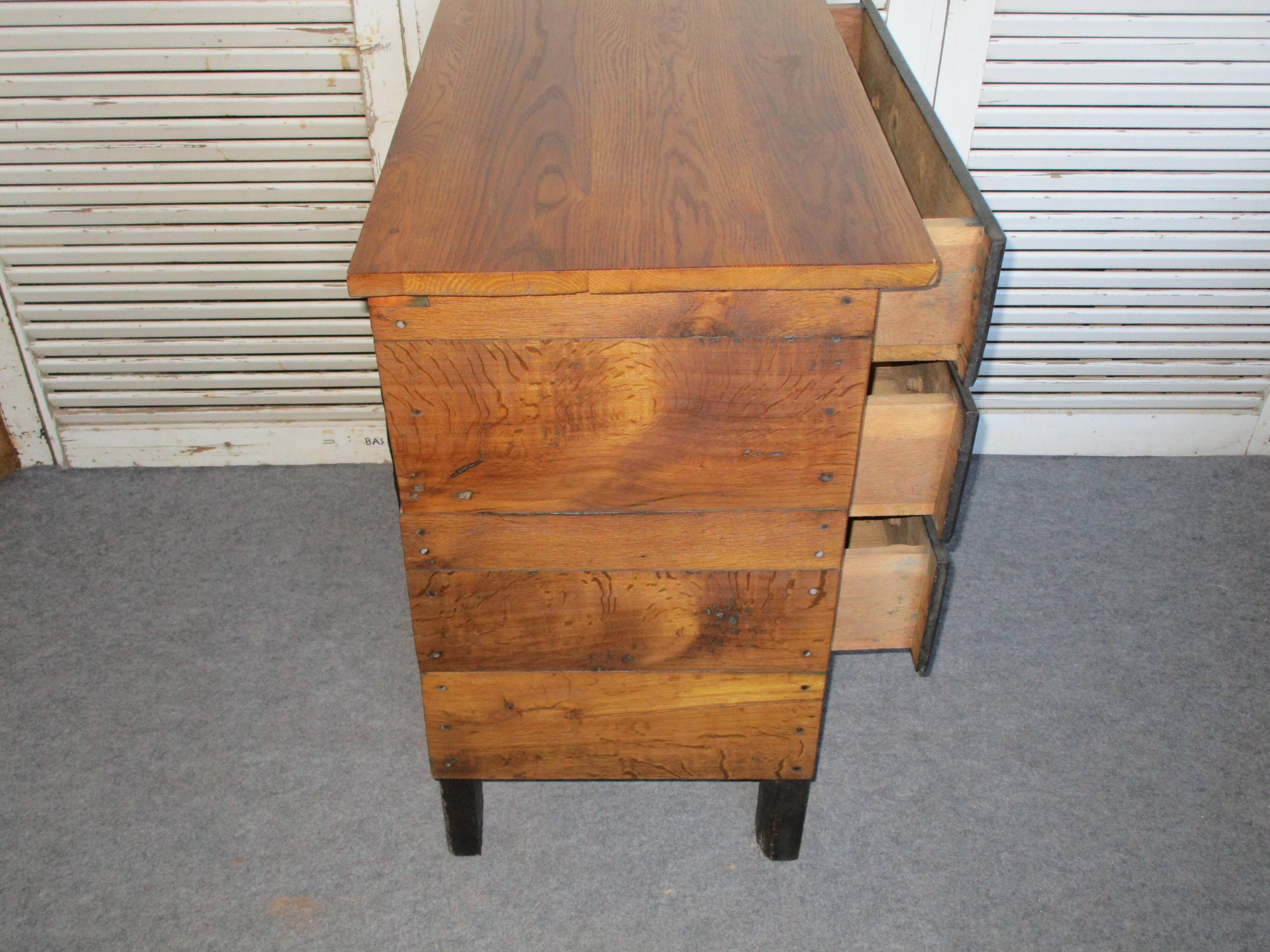 Old chest of drawers