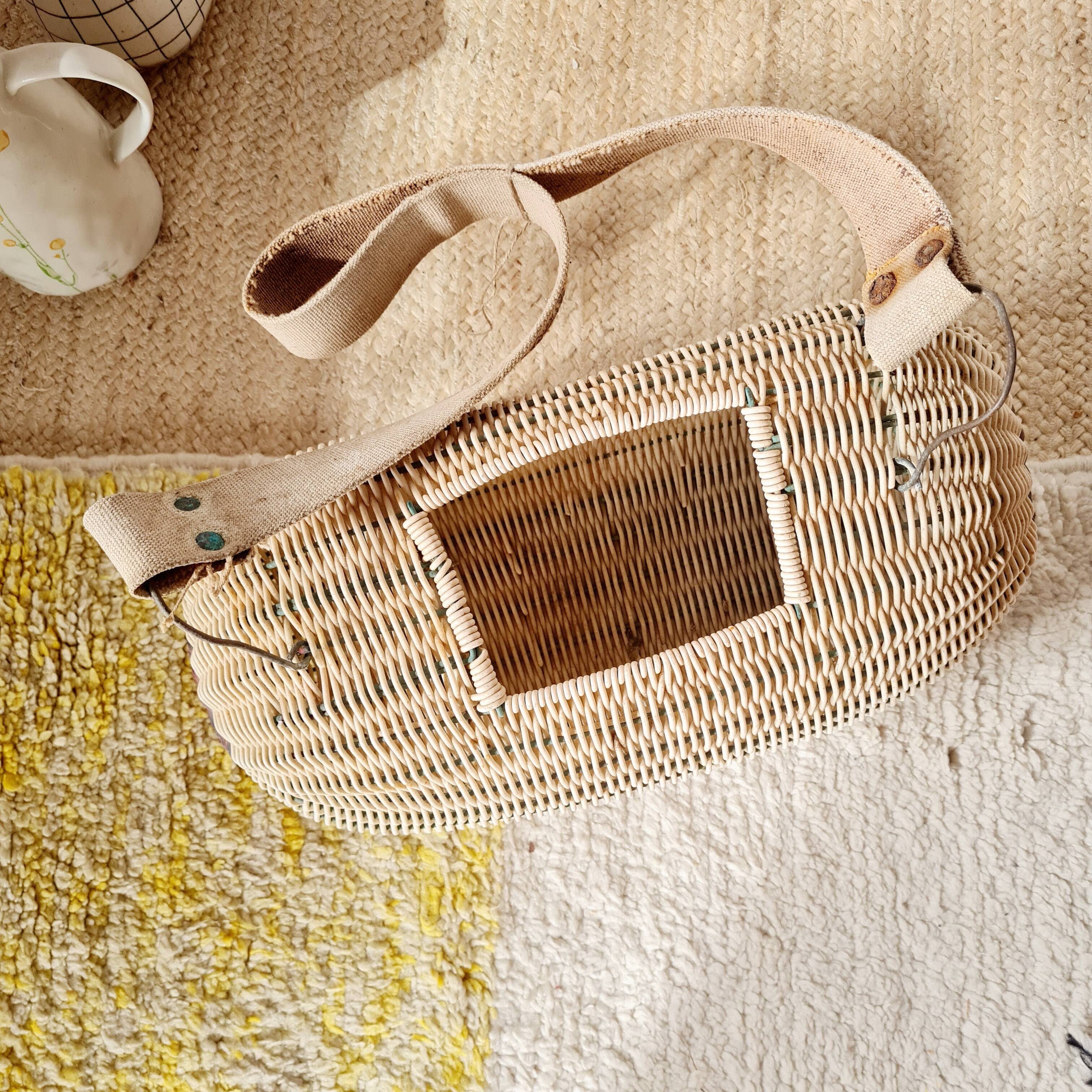 Panier ancien, besace en osier tressé - art populaire