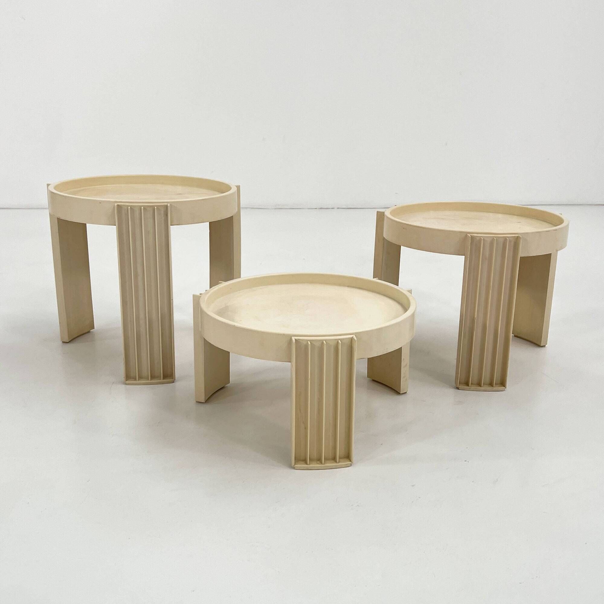 3 nesting tables Marema by Gianfranco Frattini for Cassina, 1960