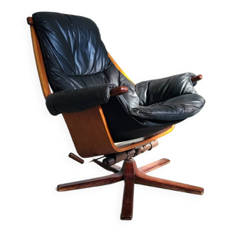 Gote Mobler vintage teak leather Scandinavian design armchair