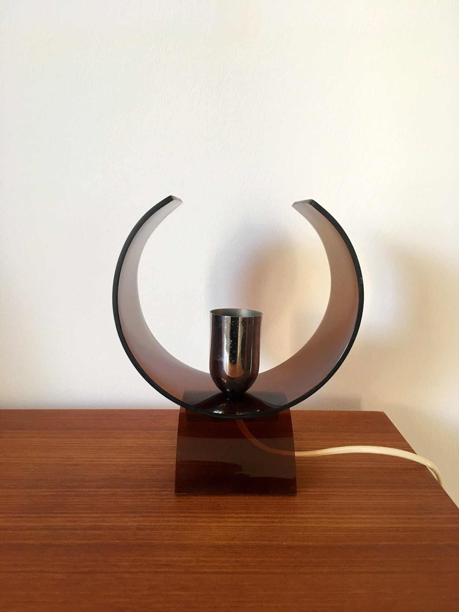 Vintage plexiglass lamp 1970