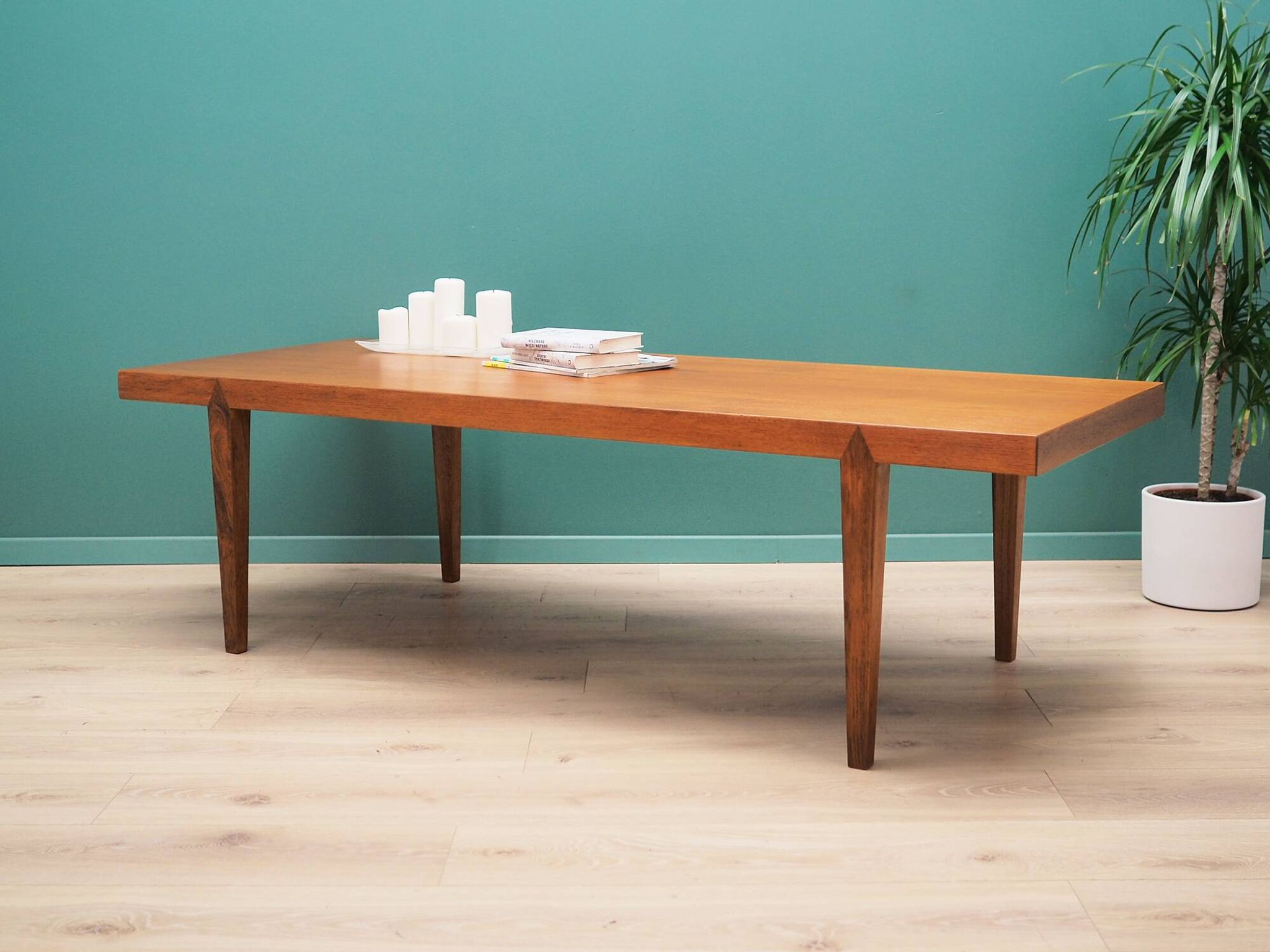 Teak coffee table, Danish design, 1970s, manufacturer: Severin Hansen